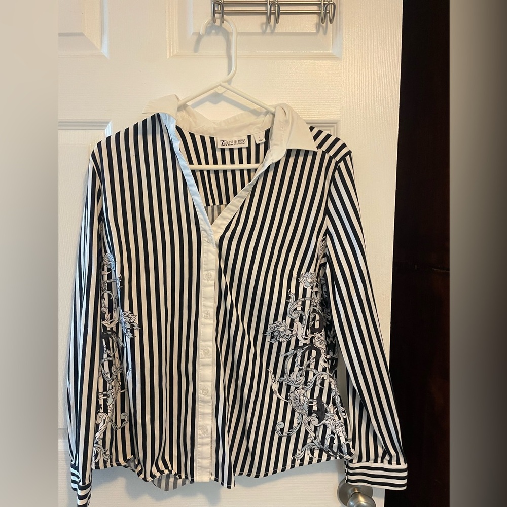 New York & Company Shirt